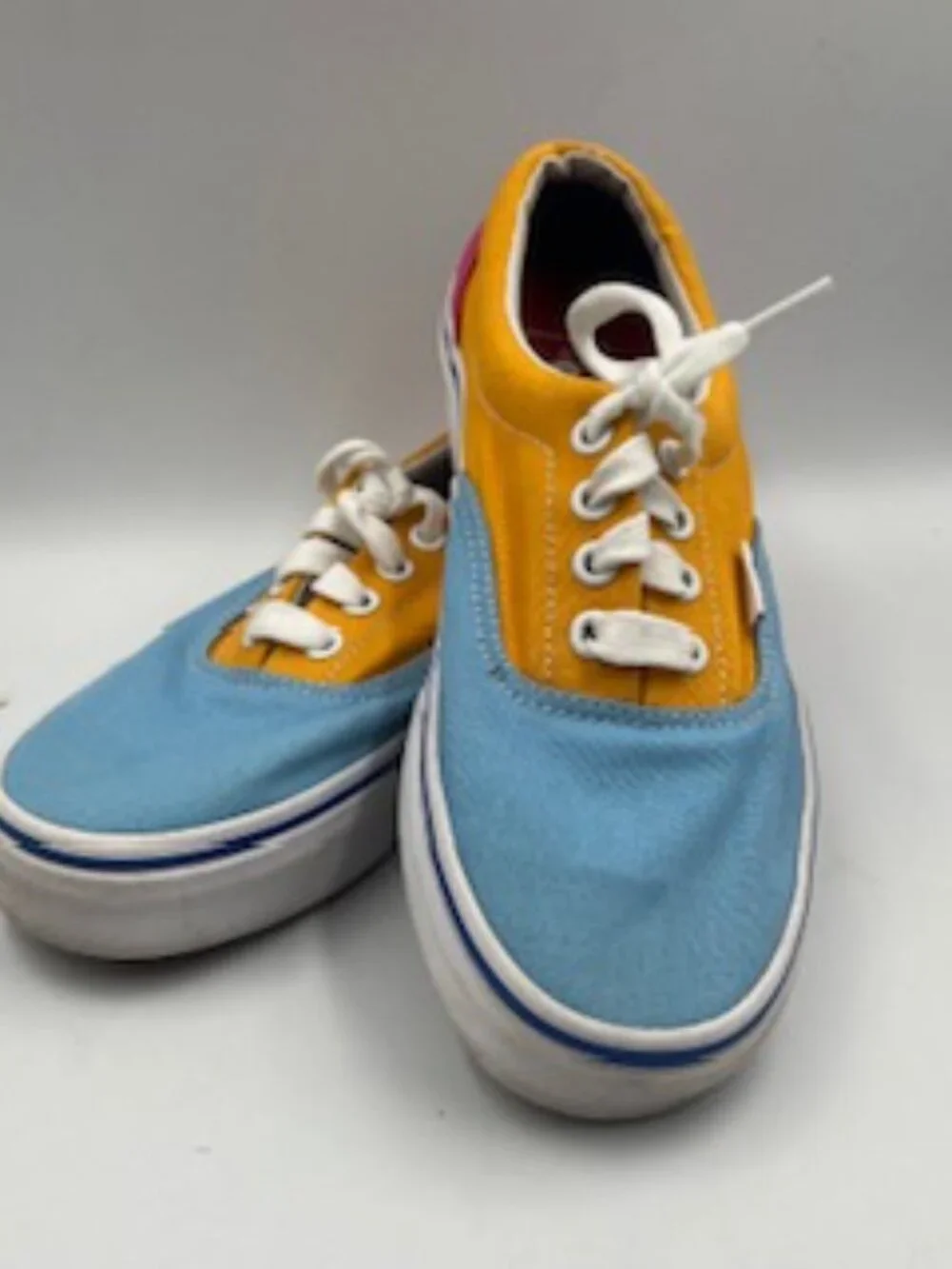 Vans Color Block Sneakers Unisex Women’s Sz 7 Men’s 5.5 low top shoes